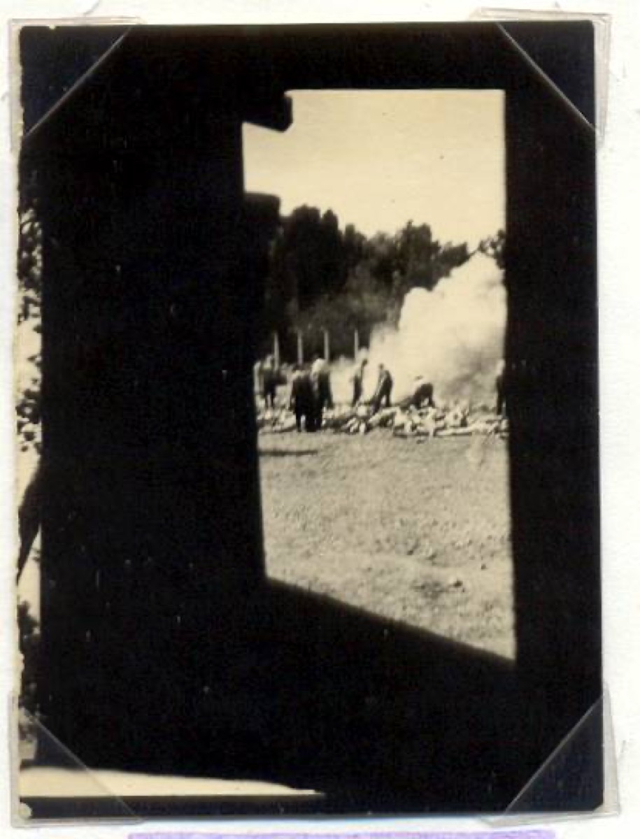 Sonderkommando photograph No. 281: a second frame of the cremation pits