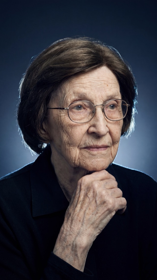 Auschwitz survivor Rosalia Wohlhandler