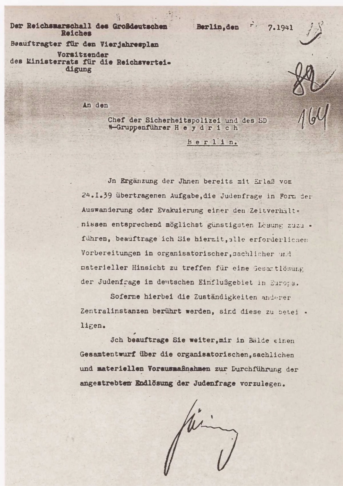 A single typed German letter on Reich Marshal's letterhead addressed to Heydrich, with a handwritten signature at the foot and an archival folio number stamped at the top.